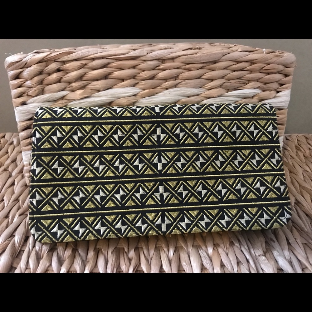 NEW! Boutique Shiraleah Chicago Gold Clutch